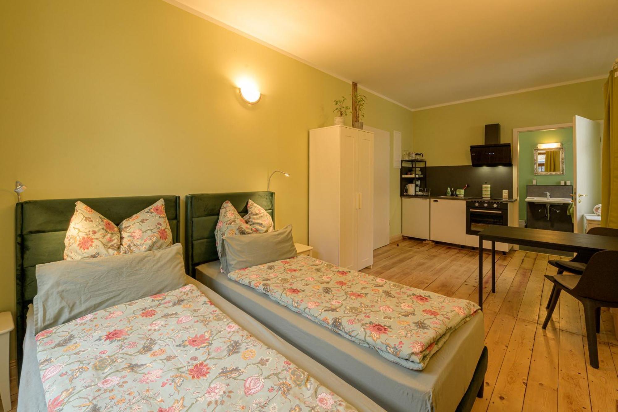 Gaestehaus Villa Fliedner - Das Kutscherhaus Monsheim  Extérieur photo